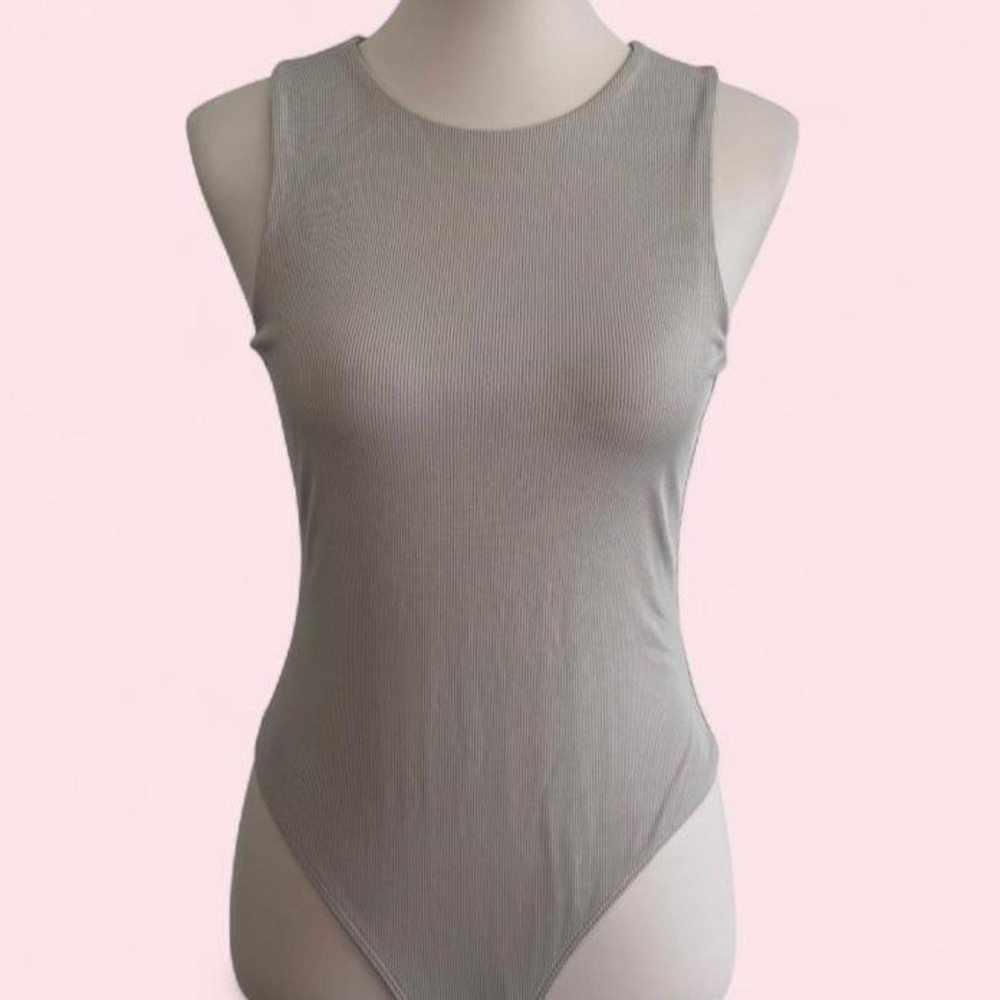 House‎ of Harlow 1960 Tan Ribbed Bodysuit Size M